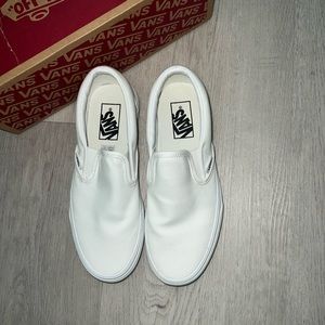 Like new Vans classic slip on